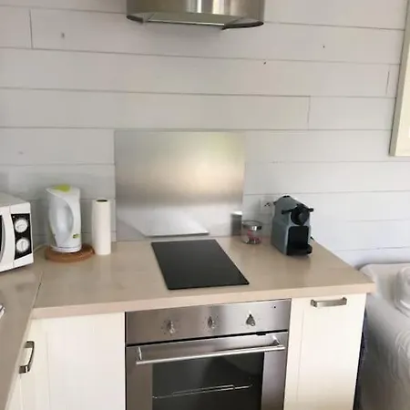 Petite Maison Avec Jardin Au Coeur De *